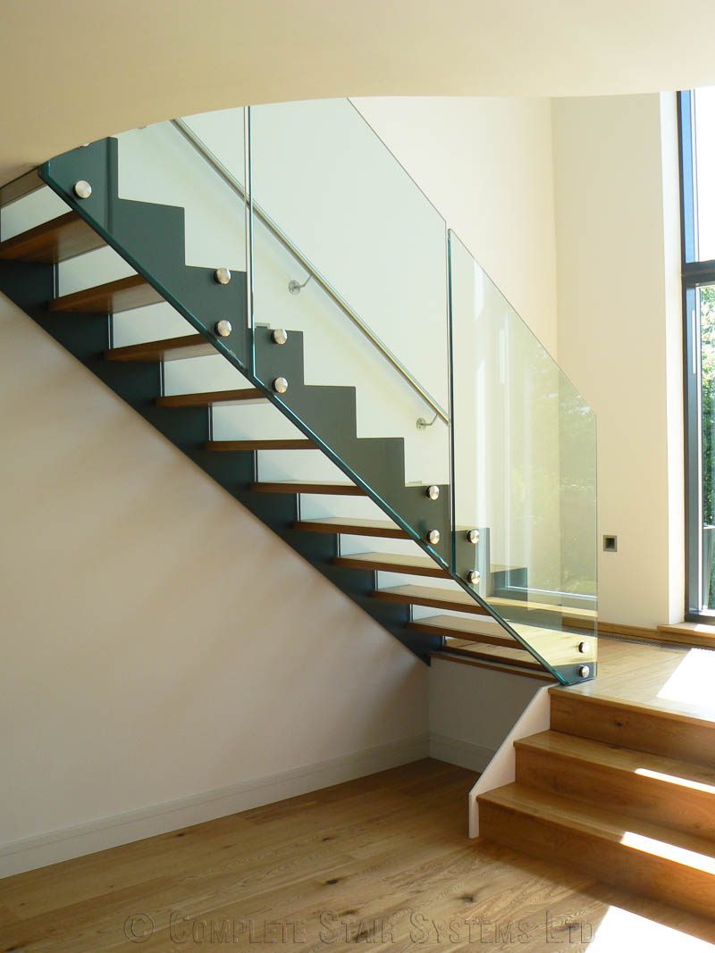 Bespoke Modern Staircase Guildford With Glass Balustrade