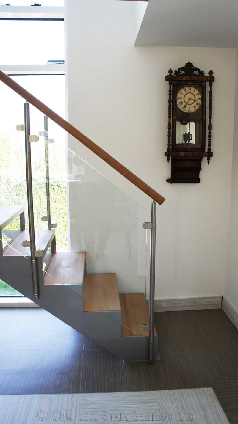 Bespoke Staircase Haslemere - Model 500