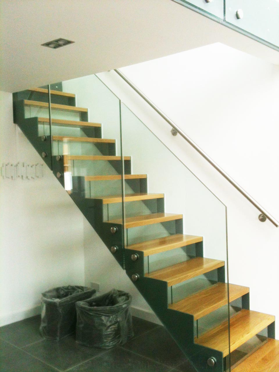 Bespoke Staircase St Albans - Model 500