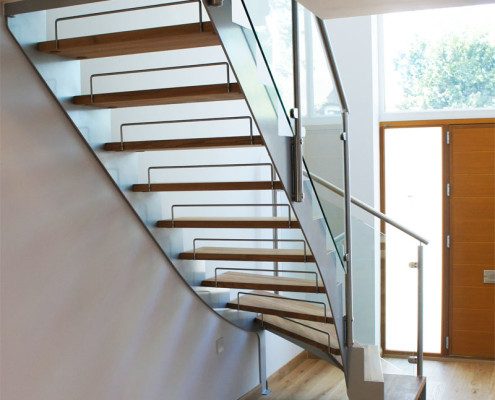 Bespoke Staircase Staines - Model 500