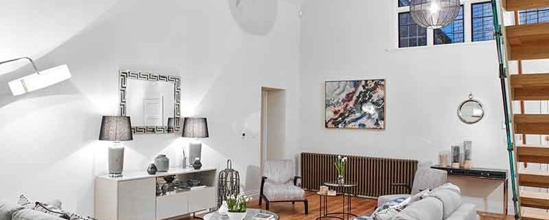 Bespoke-Staircase-Midhurst-3 open living room with timber floor and open staircase