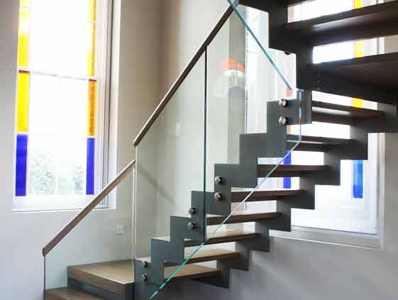 Modern-Staircase-Newbury