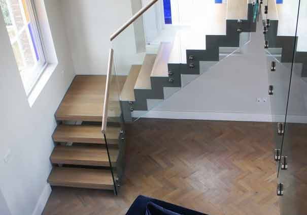 Modern-Staircase-Newbury