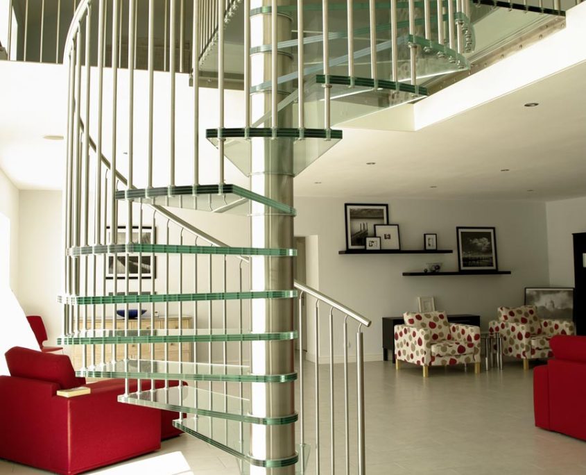 stainless steel and glass step spiral staircase