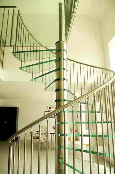 Model-76-Spiral-Staircase