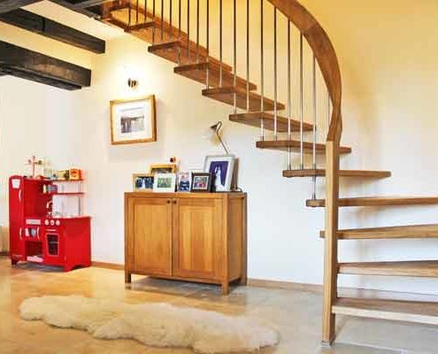 quarter turn floating staircase with open risers